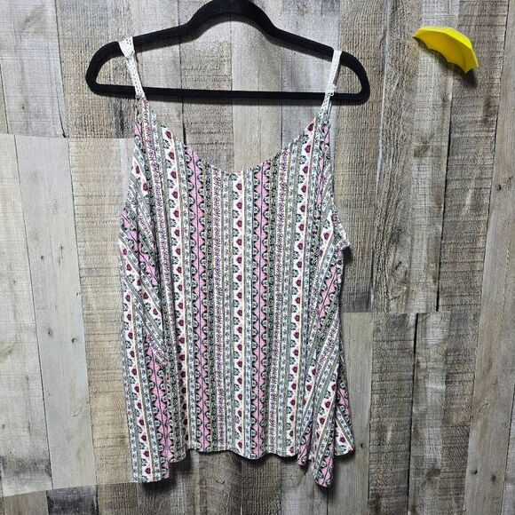 5/$25 Torrid Multipattern Crochet Trim Swing Camisole Tank Top Plus Size 3x - Picture 2 of 4